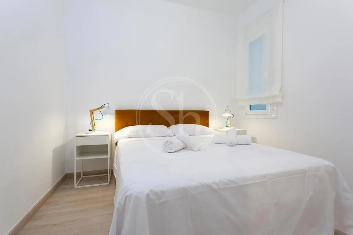 Apartamento Zona Sagrada Familia III 바르셀로나 아파트