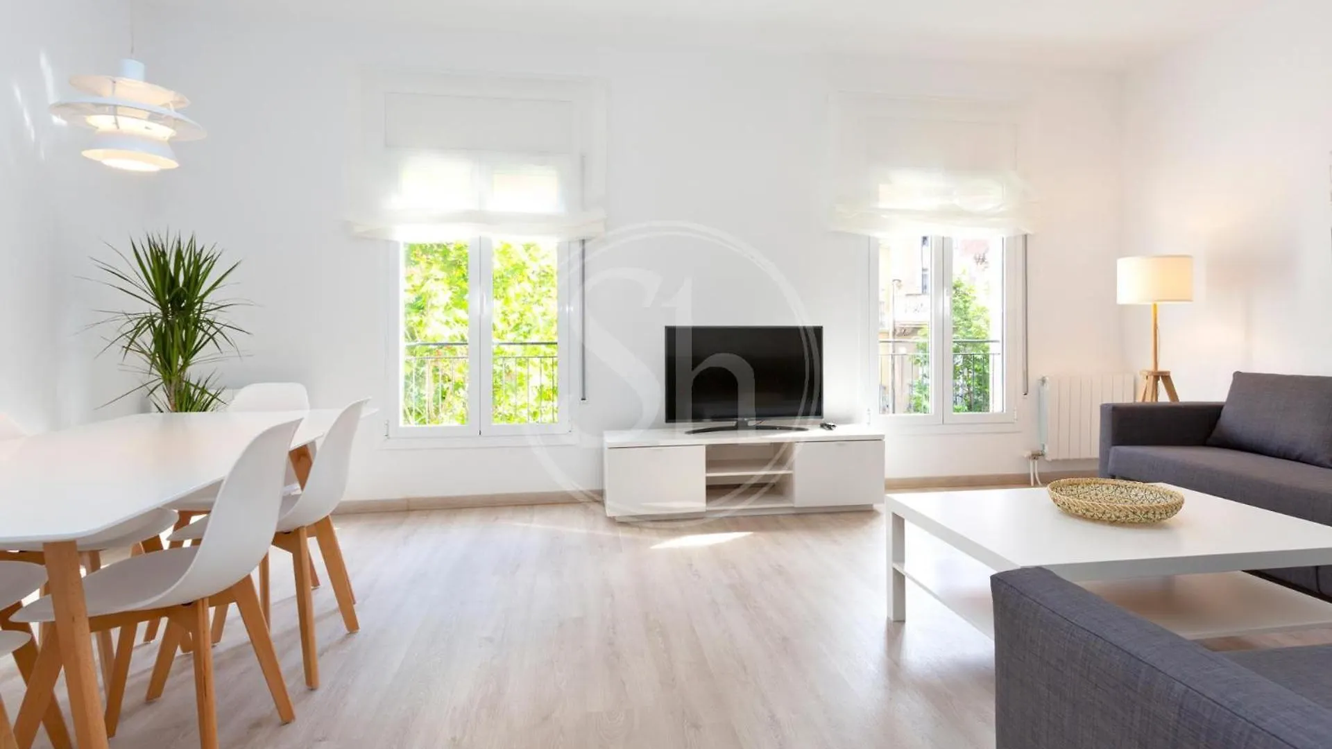 Apartamento Zona Sagrada Familia III Barselona